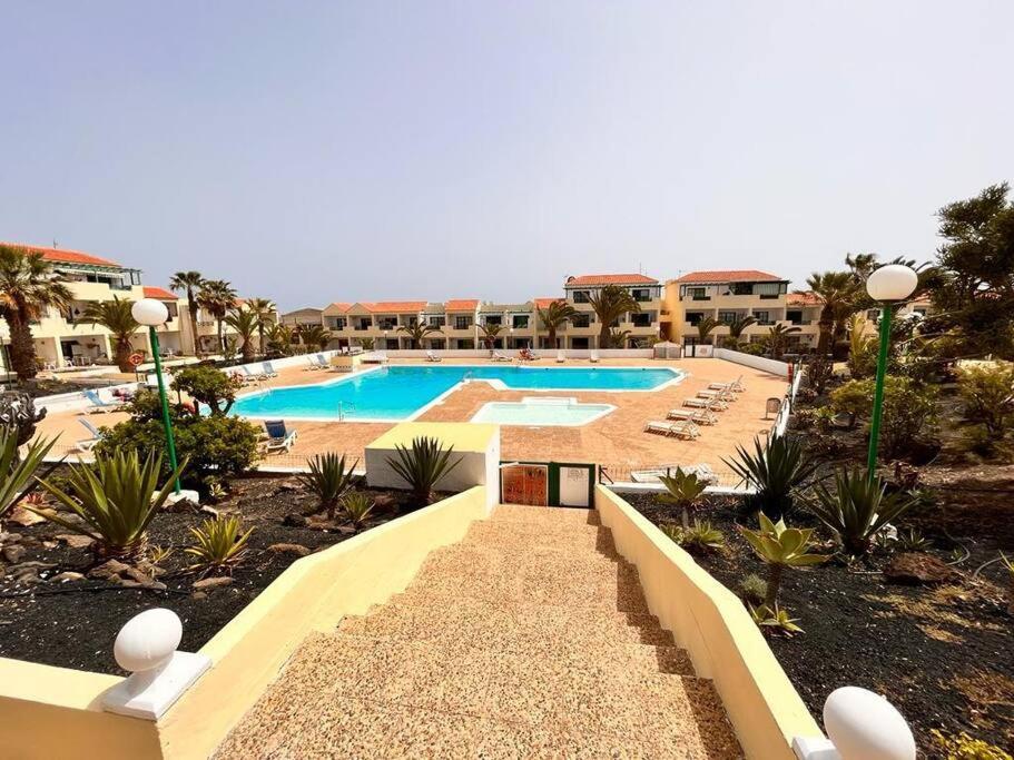Puskas Apartman Costa De Antigua Exterior foto